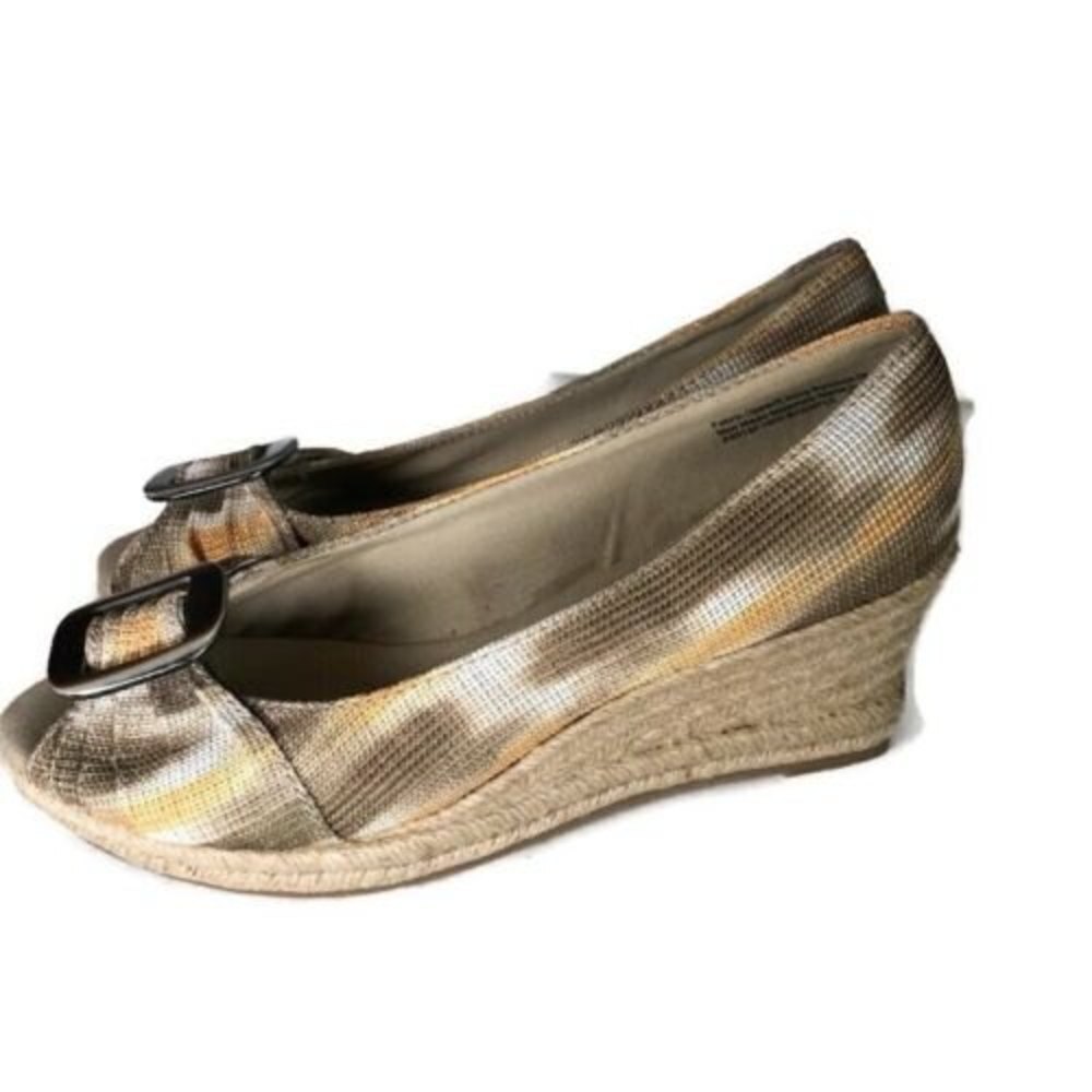 Naturalizer‎ Womens Size 8M Wedge Espadrille Shoe Peep Toe Slip On Office Buckle